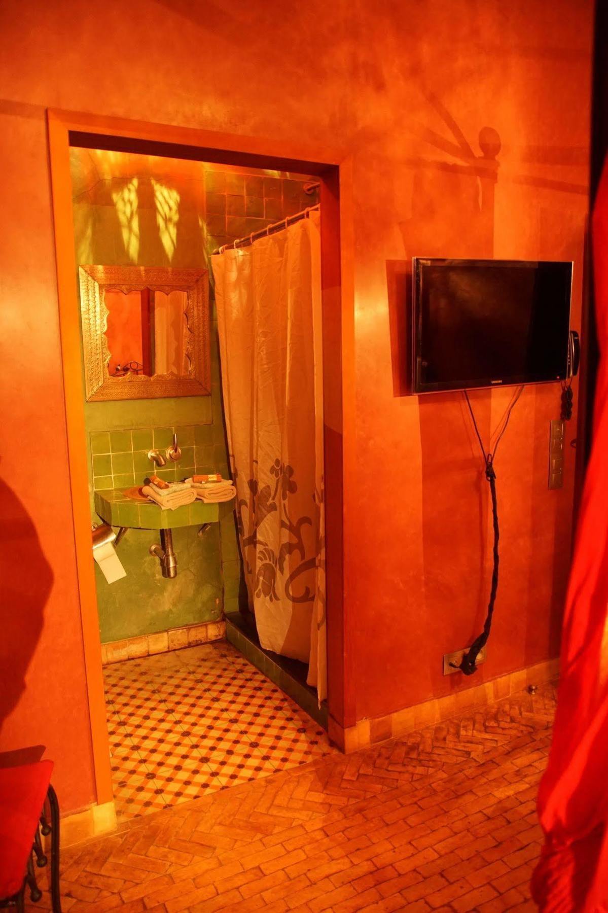 לייז' Hotel Riad מראה חיצוני תמונה