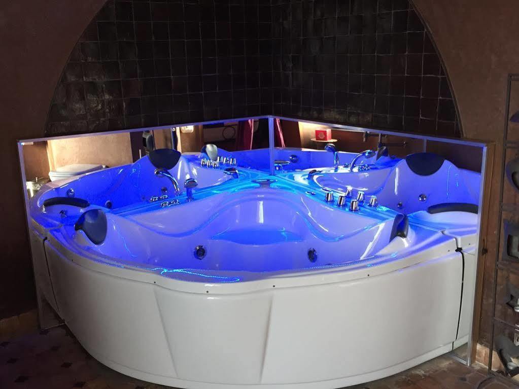 לייז' Hotel Riad מראה חיצוני תמונה