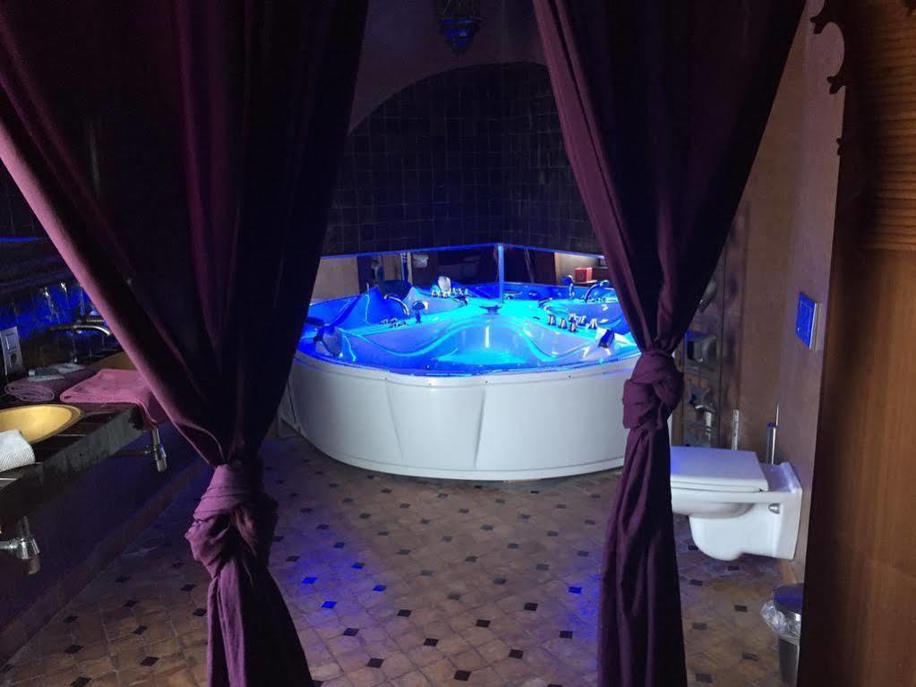 לייז' Hotel Riad מראה חיצוני תמונה